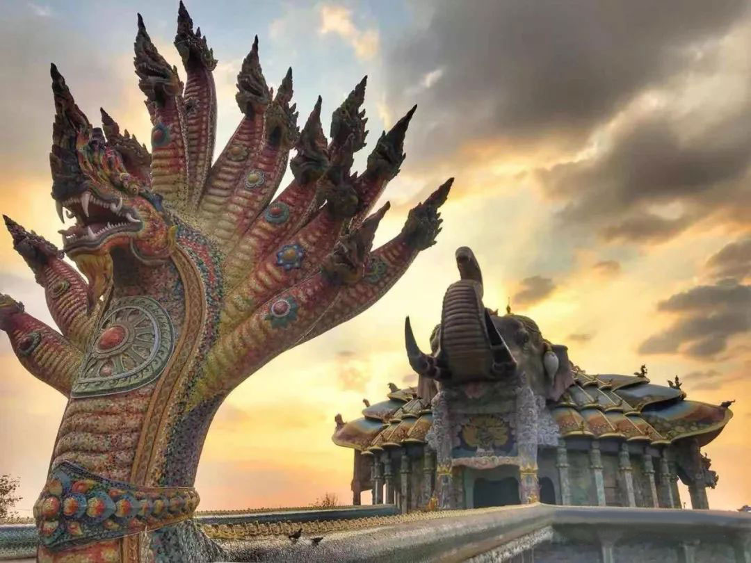 泰国被誉为“活财神”的历代高僧-龙婆坤